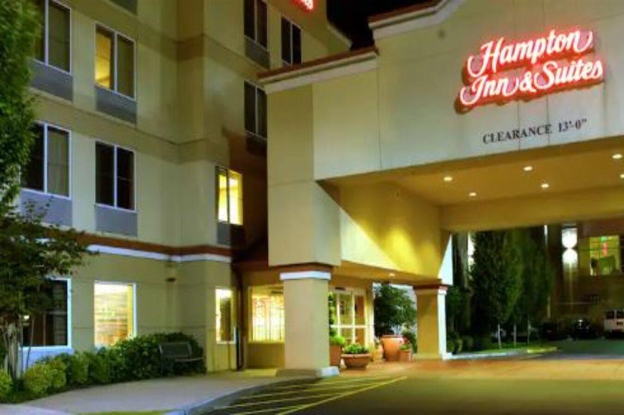 Hampton Inn & Suites Seattle North/Lynnwood Extérieur photo