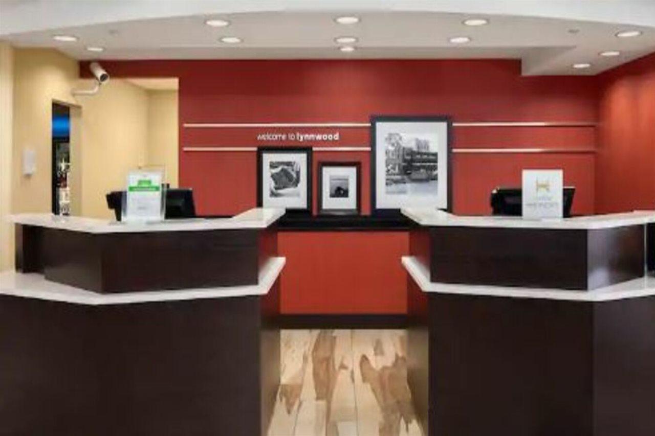Hampton Inn & Suites Seattle North/Lynnwood Extérieur photo
