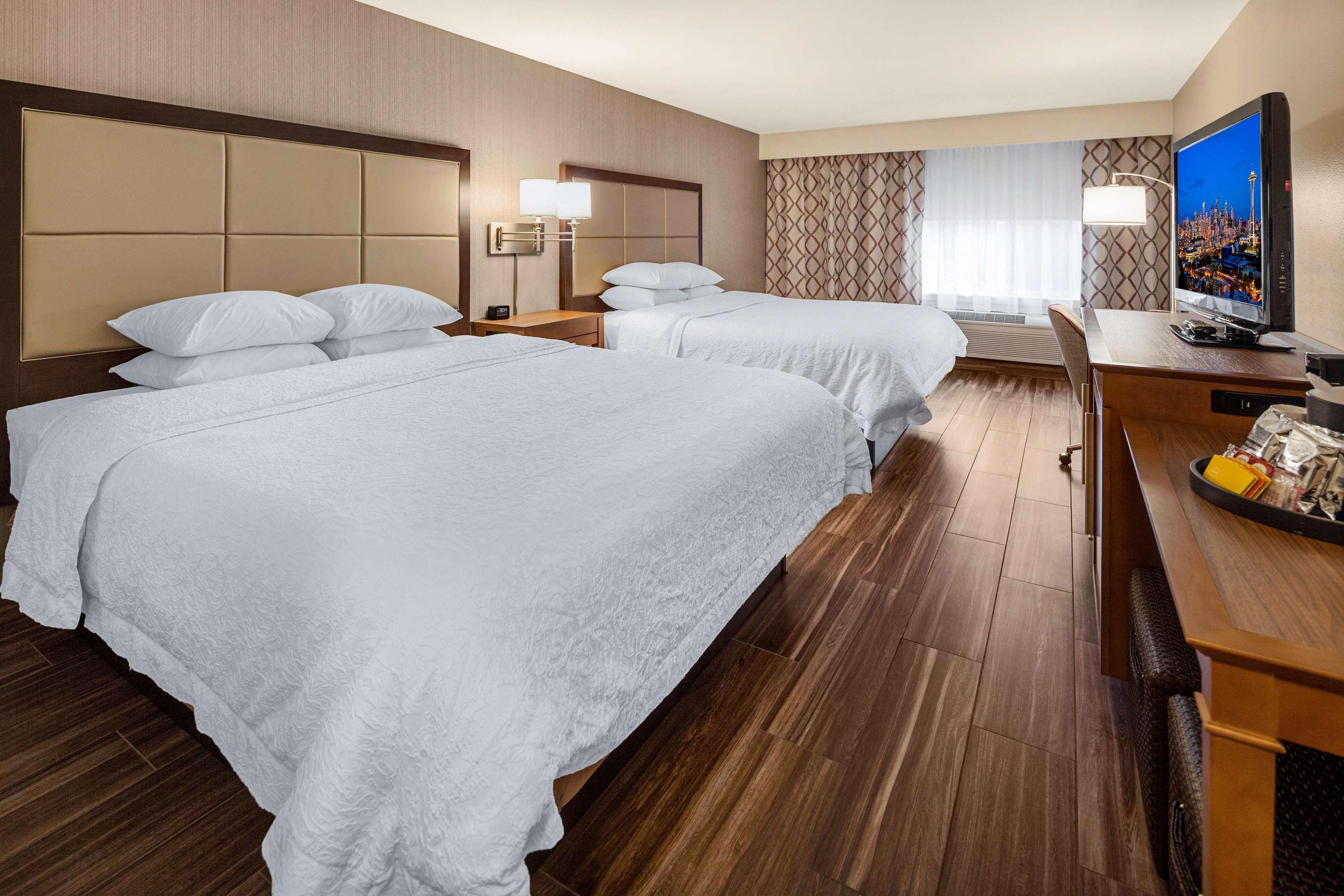 Hampton Inn & Suites Seattle North/Lynnwood Extérieur photo